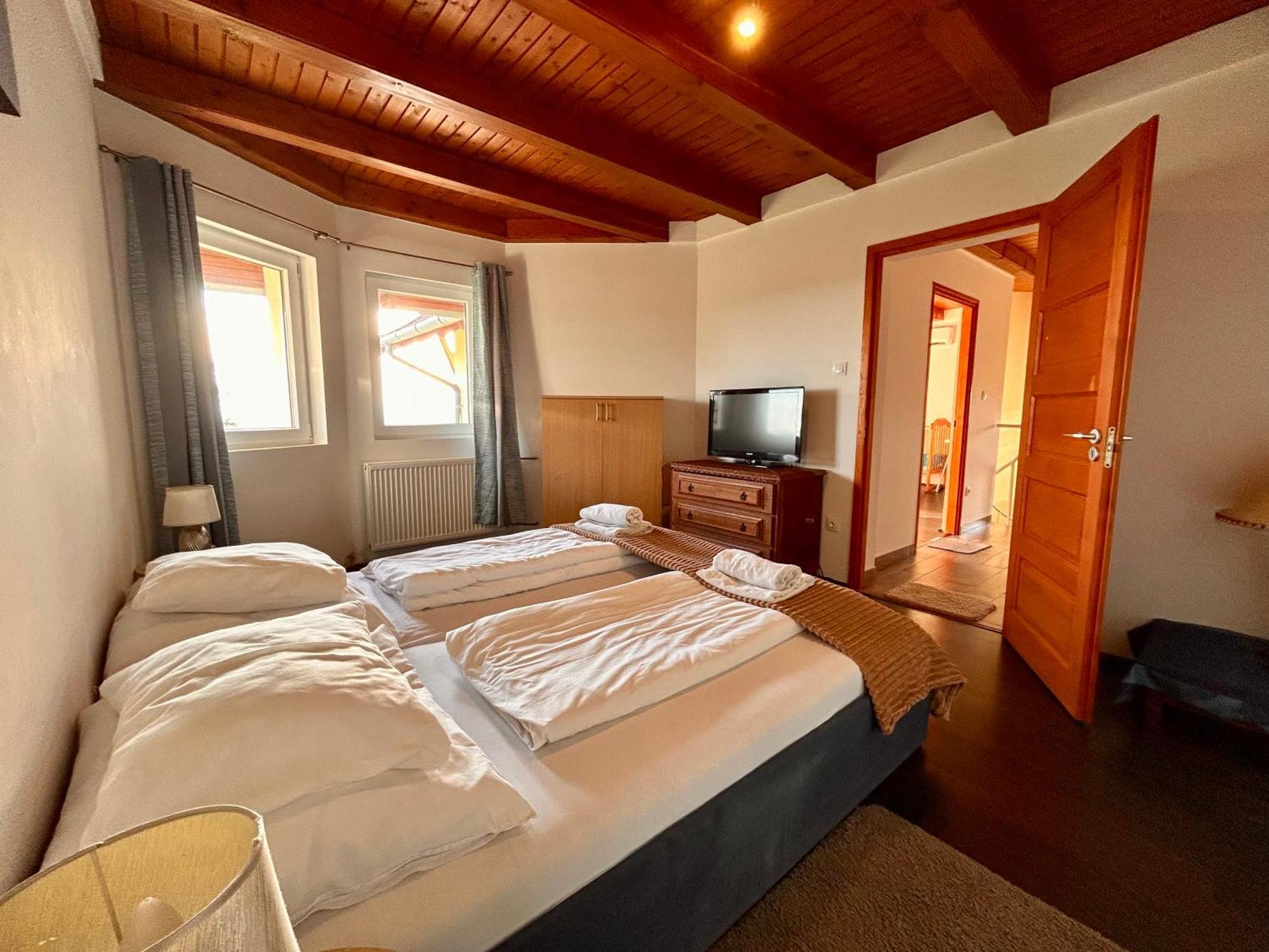 Villa Somlyo Fot Exterior foto